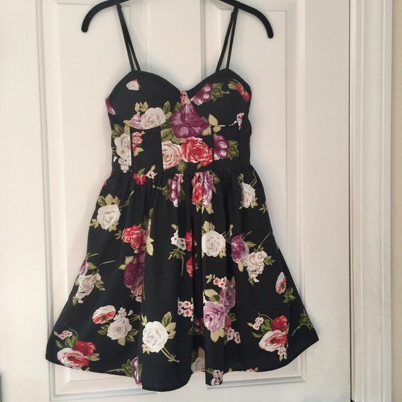 Band of Gypsies Dresses & Skirts - 💜3 for $20 Band of Gypsies 🇮🇳 Dress